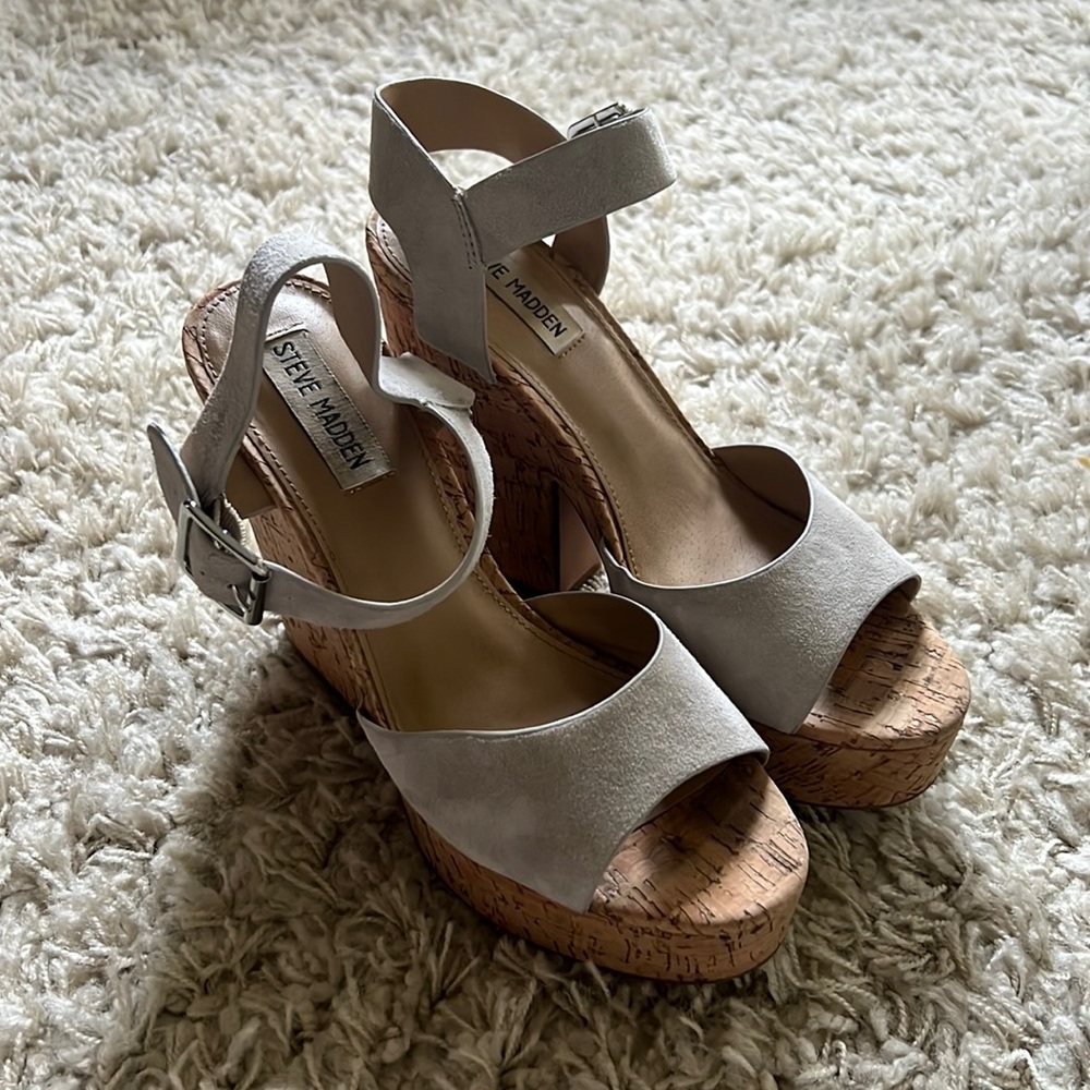 Steve Madden Jess gray suede cork platform heels